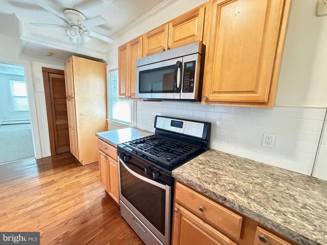 1087 BUTTONWOOD AVE, Bensalem, PA 19020