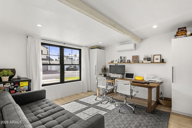 4614 E DEVONSHIRE Avenue, Phoenix, AZ 85018