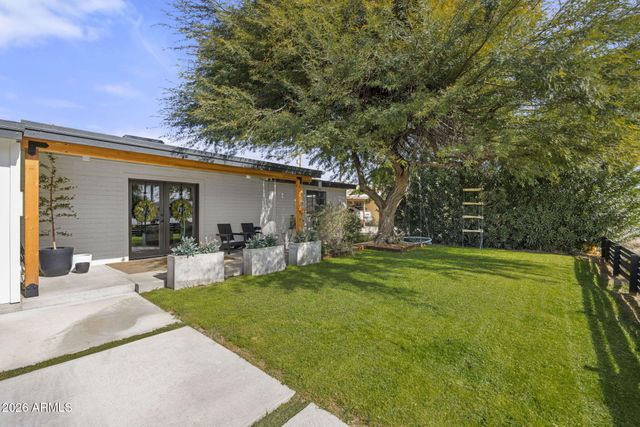 4614 E DEVONSHIRE Avenue, Phoenix, AZ 85018