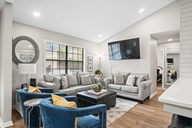 111 Fishing Lane, Hot Springs, AR 71913