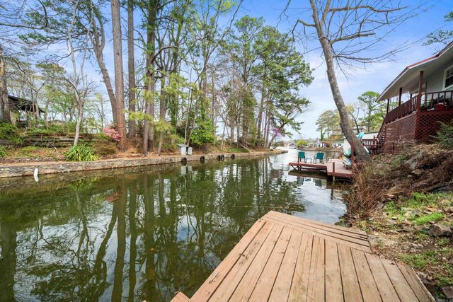 111 Fishing Lane, Hot Springs, AR 71913