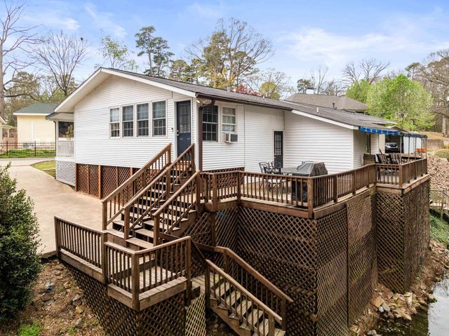 111 Fishing Lane, Hot Springs, AR 71913