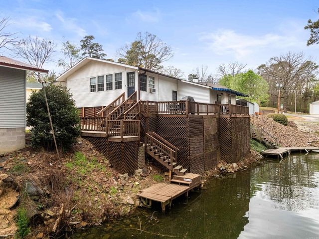111 Fishing Lane, Hot Springs, AR 71913