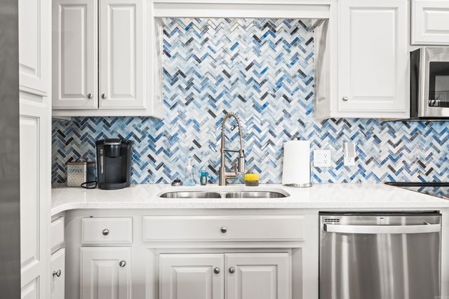 111 Fishing Lane, Hot Springs, AR 71913