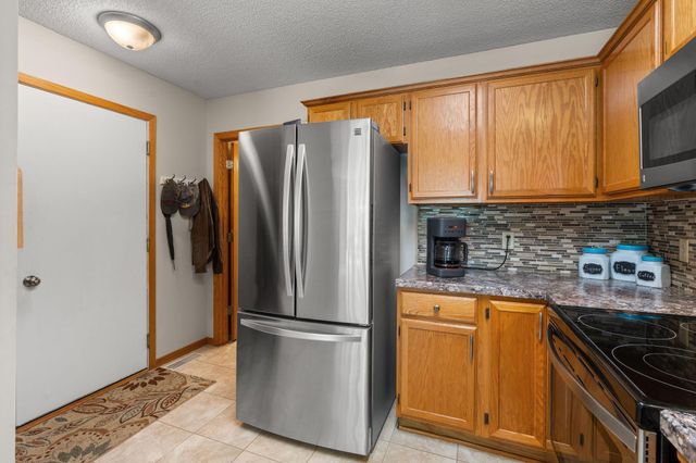 12761 Edgewater Path, Apple Valley, MN 55124