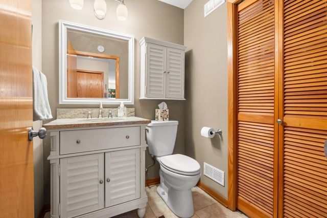 12761 Edgewater Path, Apple Valley, MN 55124