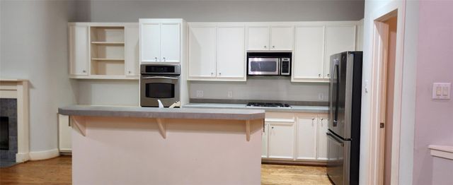 9821 Meredith Elise Court, Houston, TX 77025