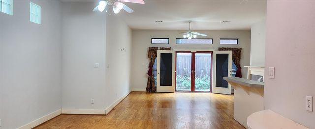 9821 Meredith Elise Court, Houston, TX 77025