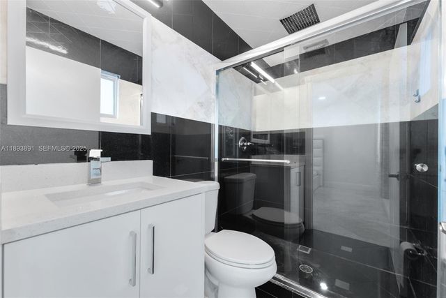 9801 Ridgecreek Rd, Boca Raton, FL 33496