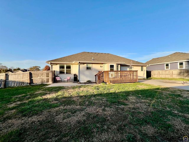 3515 SE 25th ST, Topeka, KS 66605