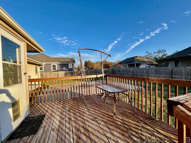 3515 SE 25th ST, Topeka, KS 66605