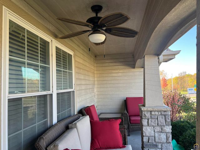 3515 SE 25th ST, Topeka, KS 66605