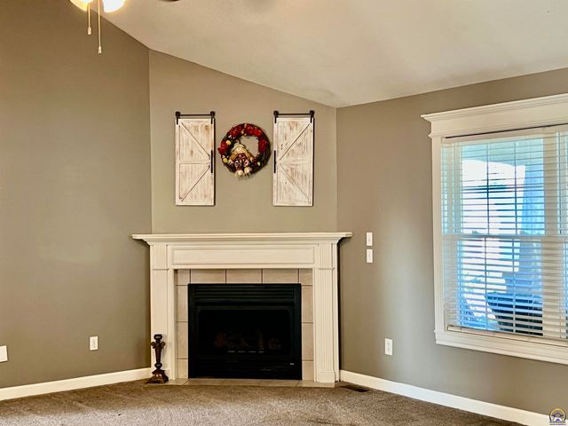 3515 SE 25th ST, Topeka, KS 66605