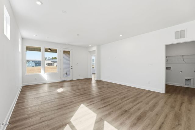 506 Maumelle Way 204, Durham, NC 27703