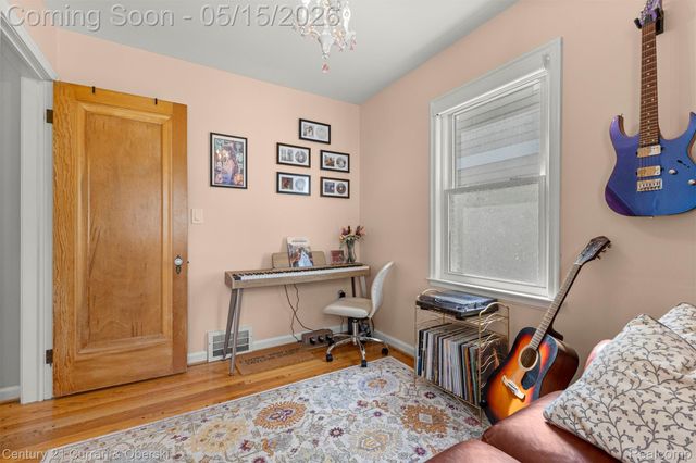 131 N Altadena Avenue, Royal Oak, MI 48067