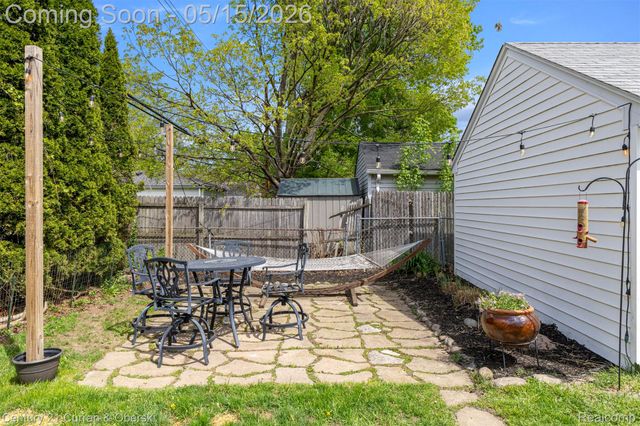 131 N Altadena Avenue, Royal Oak, MI 48067