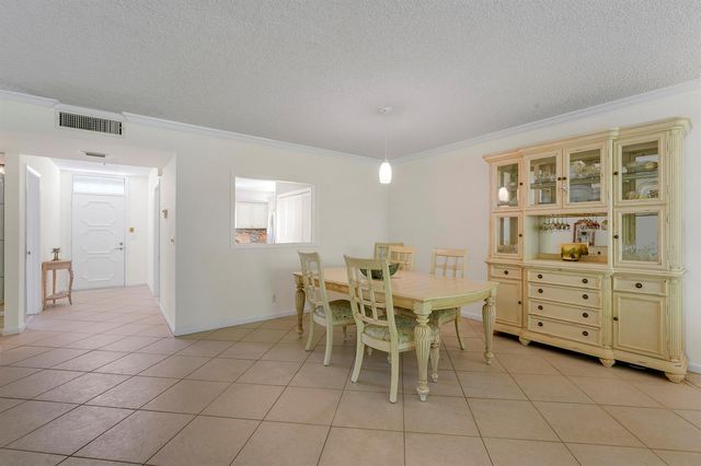 300 N Highway A1A 105J, Jupiter, FL 33477