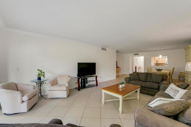 300 N Highway A1A 105J, Jupiter, FL 33477