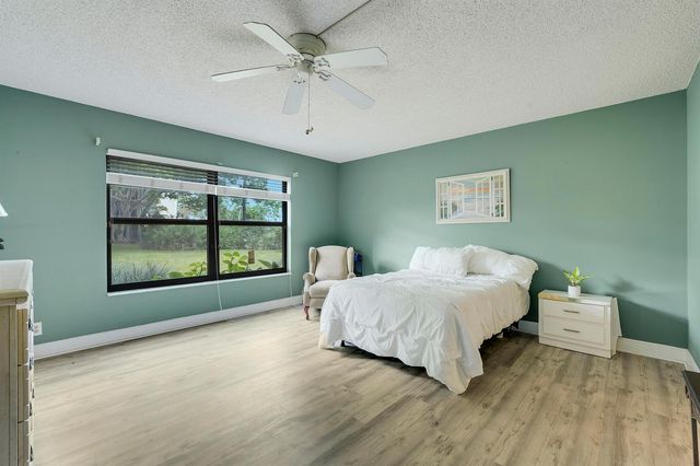 300 N Highway A1A 105J, Jupiter, FL 33477