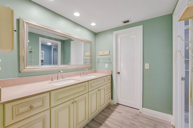 300 N Highway A1A 105J, Jupiter, FL 33477