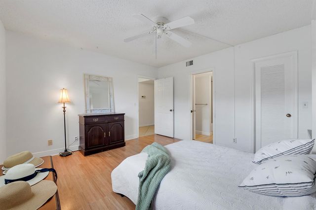 300 N Highway A1A 105J, Jupiter, FL 33477