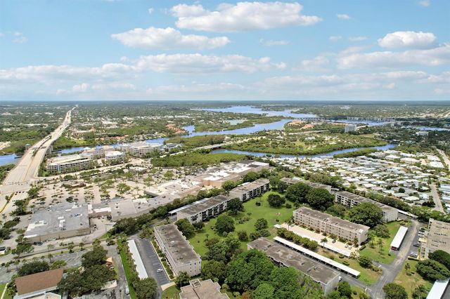 300 N Highway A1A 105J, Jupiter, FL 33477