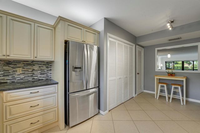 300 N Highway A1A 105J, Jupiter, FL 33477