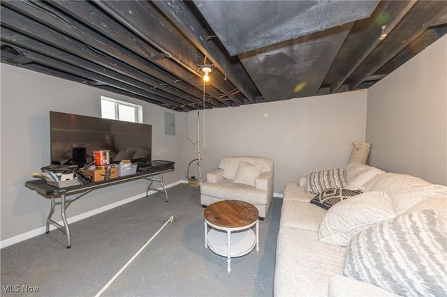 213 W 23rd Street, Lorain, OH 44052