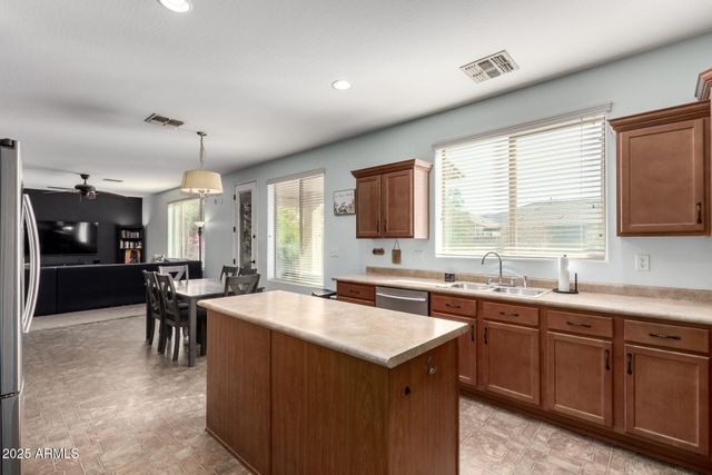 2513 W BRANHAM Lane, Phoenix, AZ 85041