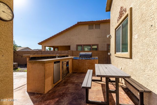 2513 W BRANHAM Lane, Phoenix, AZ 85041