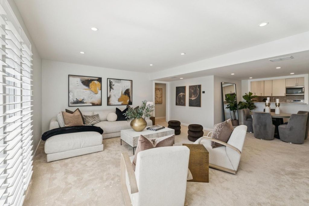 675 Sharon Park 307, Menlo Park, CA 94025