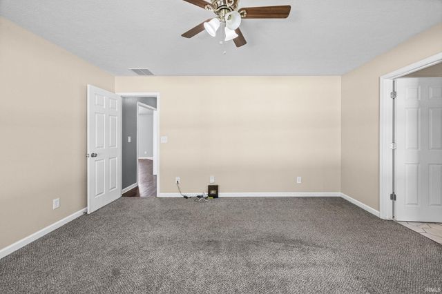 136 Abbey Lane, Crawfordsville, IN 47933