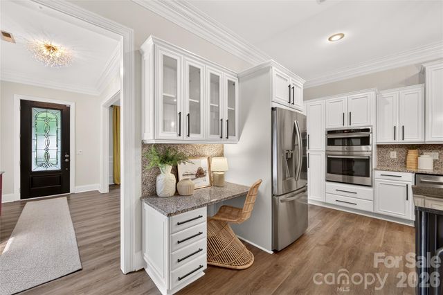 9517 Wheatfield Road, Charlotte, NC 28277