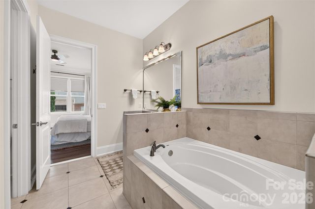 9517 Wheatfield Road, Charlotte, NC 28277