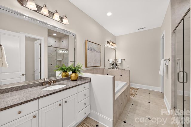9517 Wheatfield Road, Charlotte, NC 28277