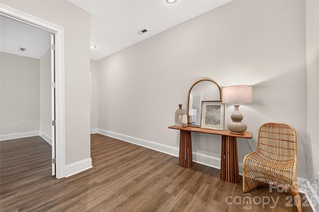 9517 Wheatfield Road, Charlotte, NC 28277