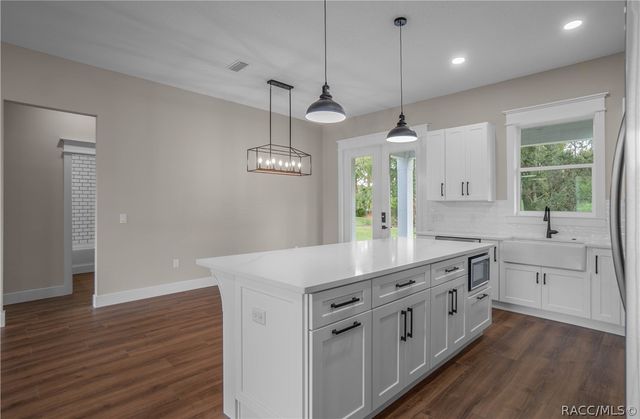 2281 E Marcia Street, Inverness, FL 34453