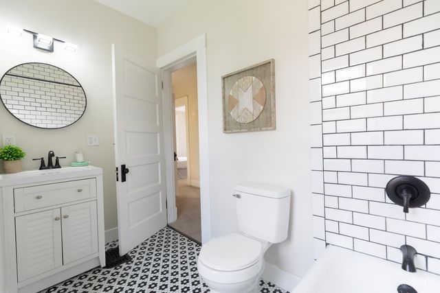 1537 Dixmont Avenue, Cincinnati, OH 45207