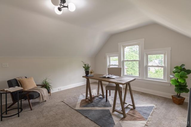 1537 Dixmont Avenue, Cincinnati, OH 45207
