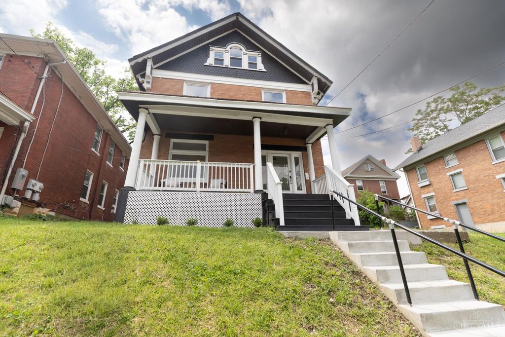 1537 Dixmont Avenue, Cincinnati, OH 45207