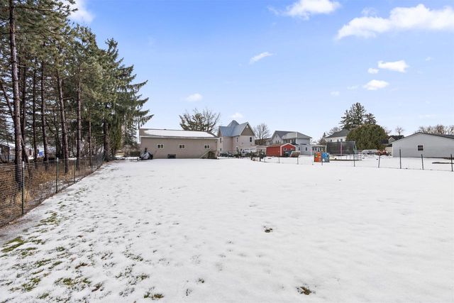 703 DEPOT STREET, Manawa, WI 54949