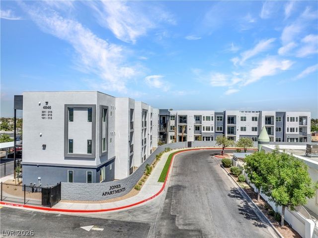 4846 Jones 102, Las Vegas, NV 89103