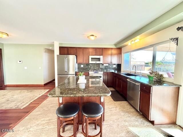 10042 Brazos Court, Ventura, CA 93004