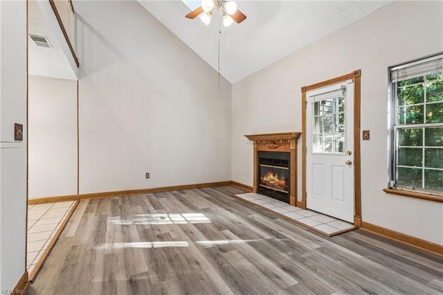 53 Treasure KY, Hampton, VA 23666