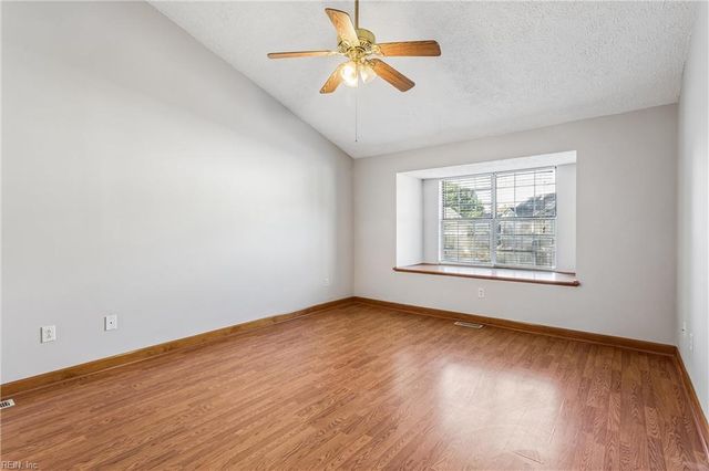 53 Treasure KY, Hampton, VA 23666
