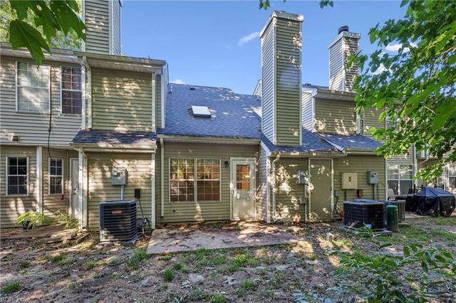 53 Treasure KY, Hampton, VA 23666