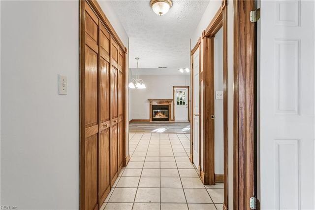 53 Treasure KY, Hampton, VA 23666