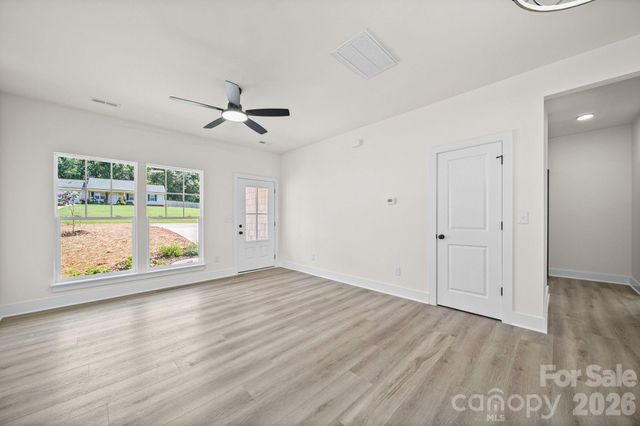 1074 Lyndsey Brook Court, Lincolnton, NC 28092