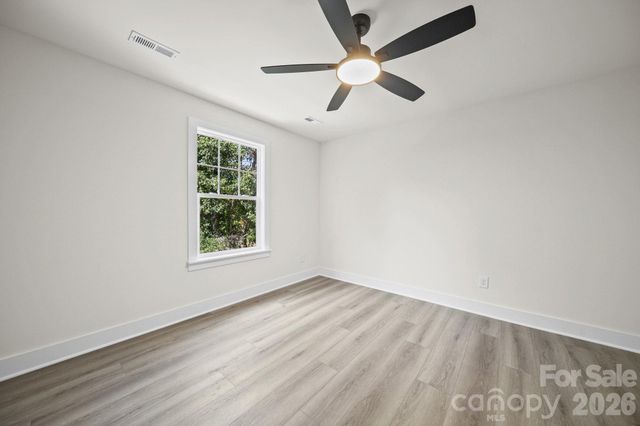 1074 Lyndsey Brook Court, Lincolnton, NC 28092
