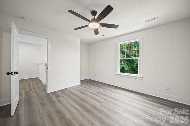 1074 Lyndsey Brook Court, Lincolnton, NC 28092